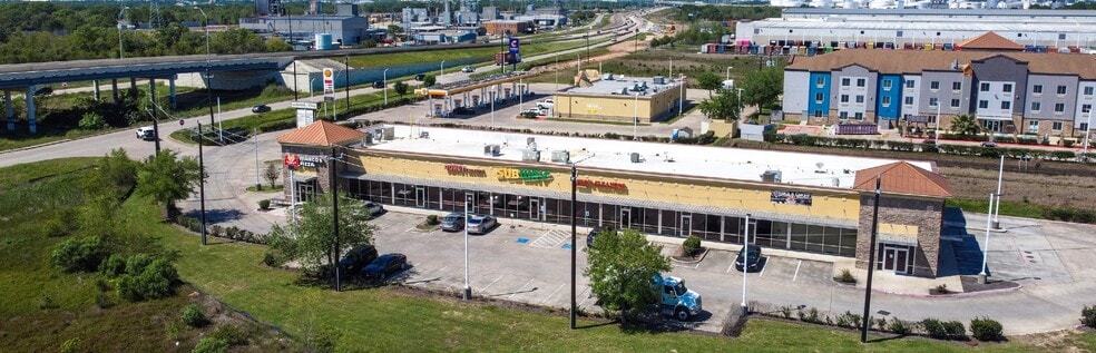 5735 Bayport Blvd, Seabrook, TX à louer - Photo du bâtiment - Image 1 de 1