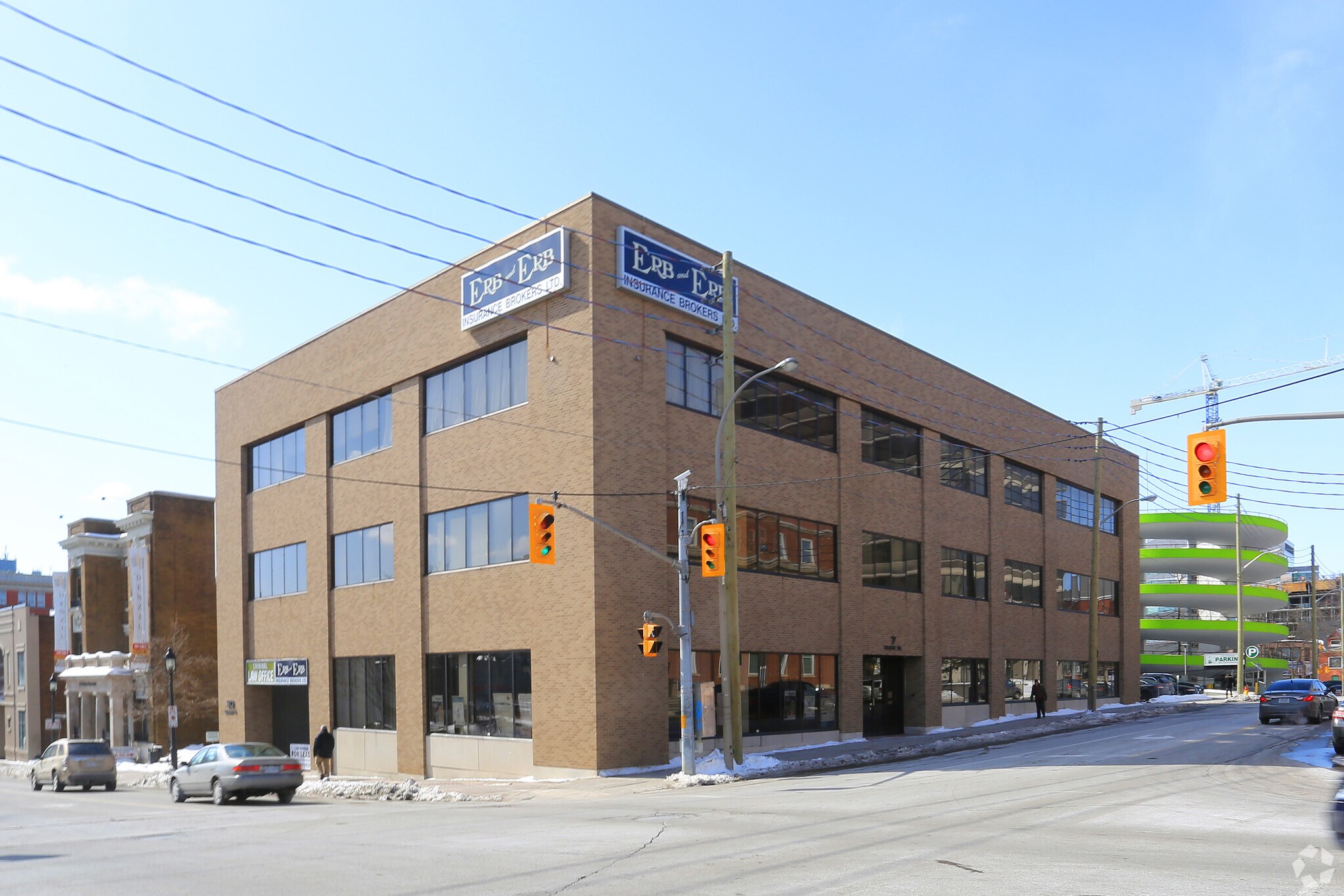 7 Duke St W, Kitchener, ON à louer Photo du bâtiment- Image 1 de 6