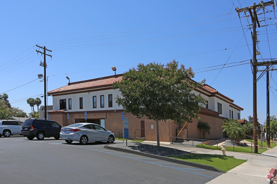 255 N Elm St, Escondido, CA for lease - Building Photo - Image 3 of 6