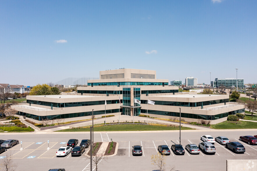 1771 W Diehl Rd, Naperville, IL for lease - Primary Photo - Image 1 of 22