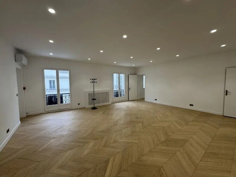 Bureau dans Paris à vendre - Photo intérieure - Image 1 de 7