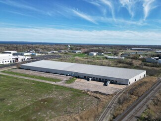 Plus de détails pour 2435 Schultz Rd, Neenah, WI - Industriel à louer