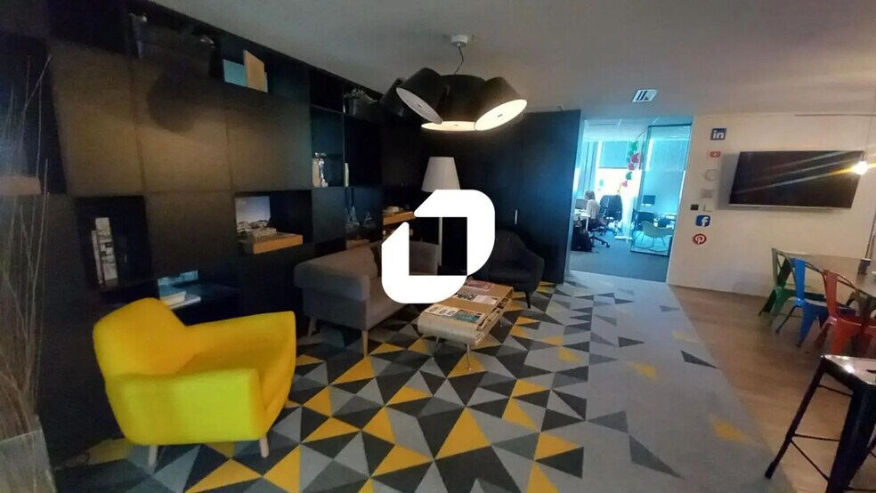 Bureau dans Lille à louer - Photo intérieure - Image 2 de 10