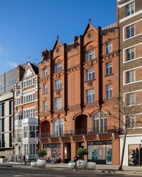 51 Sloane St, Londres à louer - Photo du bâtiment - Image 3 de 4