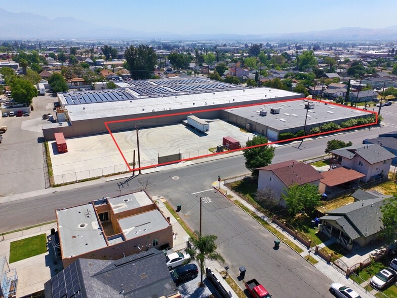 1096 W Rialto Ave, San Bernardino, CA à louer - Photo du bâtiment - Image 3 de 20