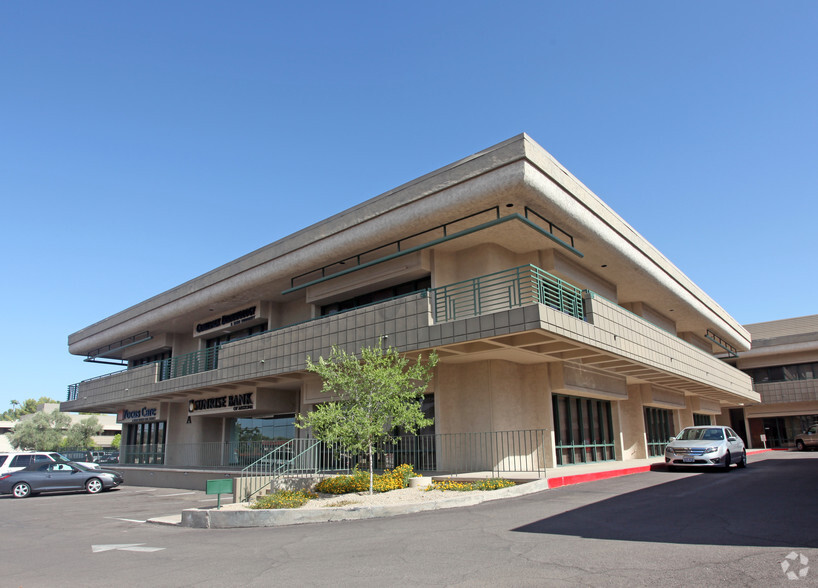 4350 E Camelback Rd, Phoenix, AZ à vendre - Photo du bâtiment - Image 1 de 1