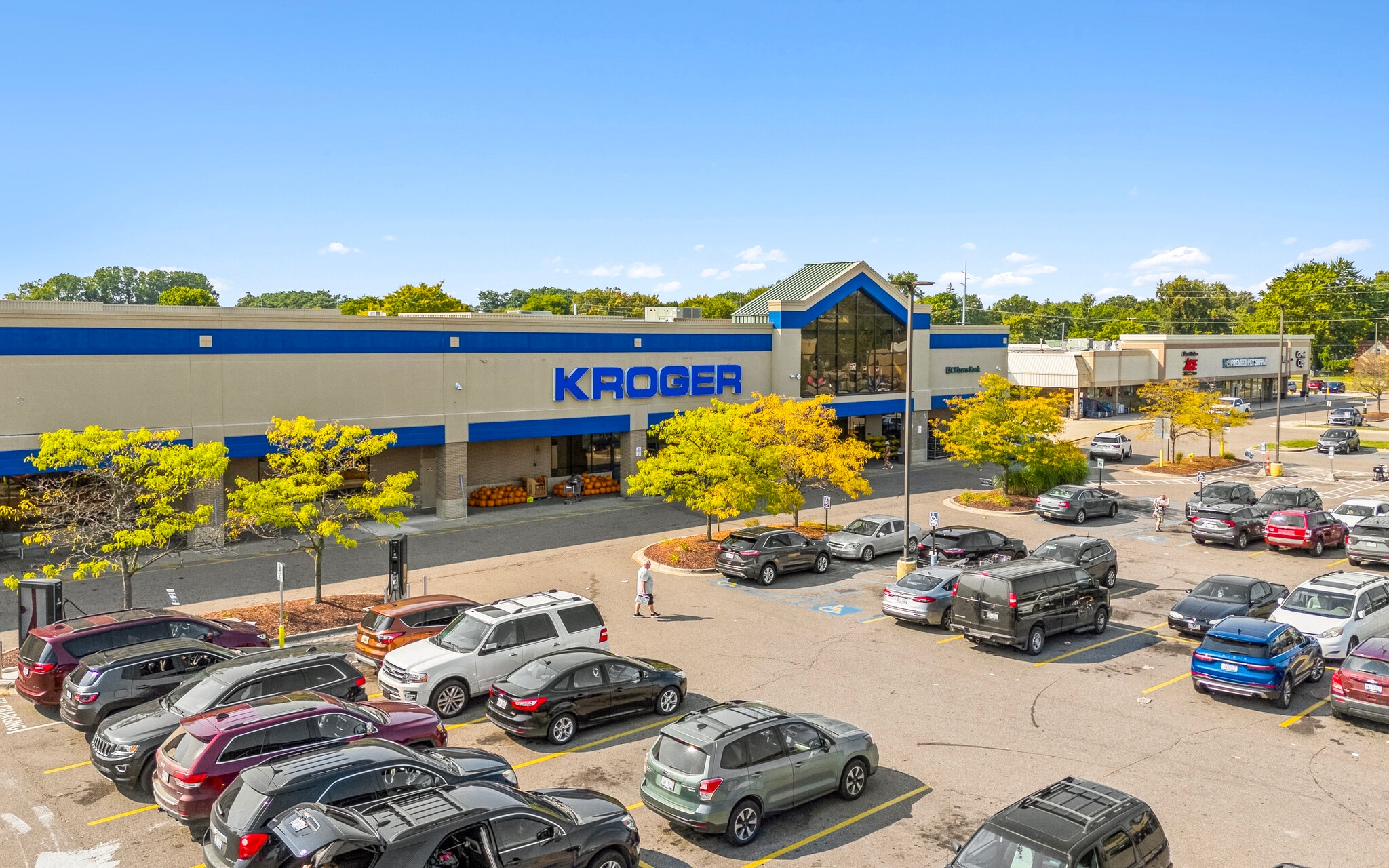 31451 Cherry Hill Rd, Westland, MI for lease Primary Photo- Image 1 of 6