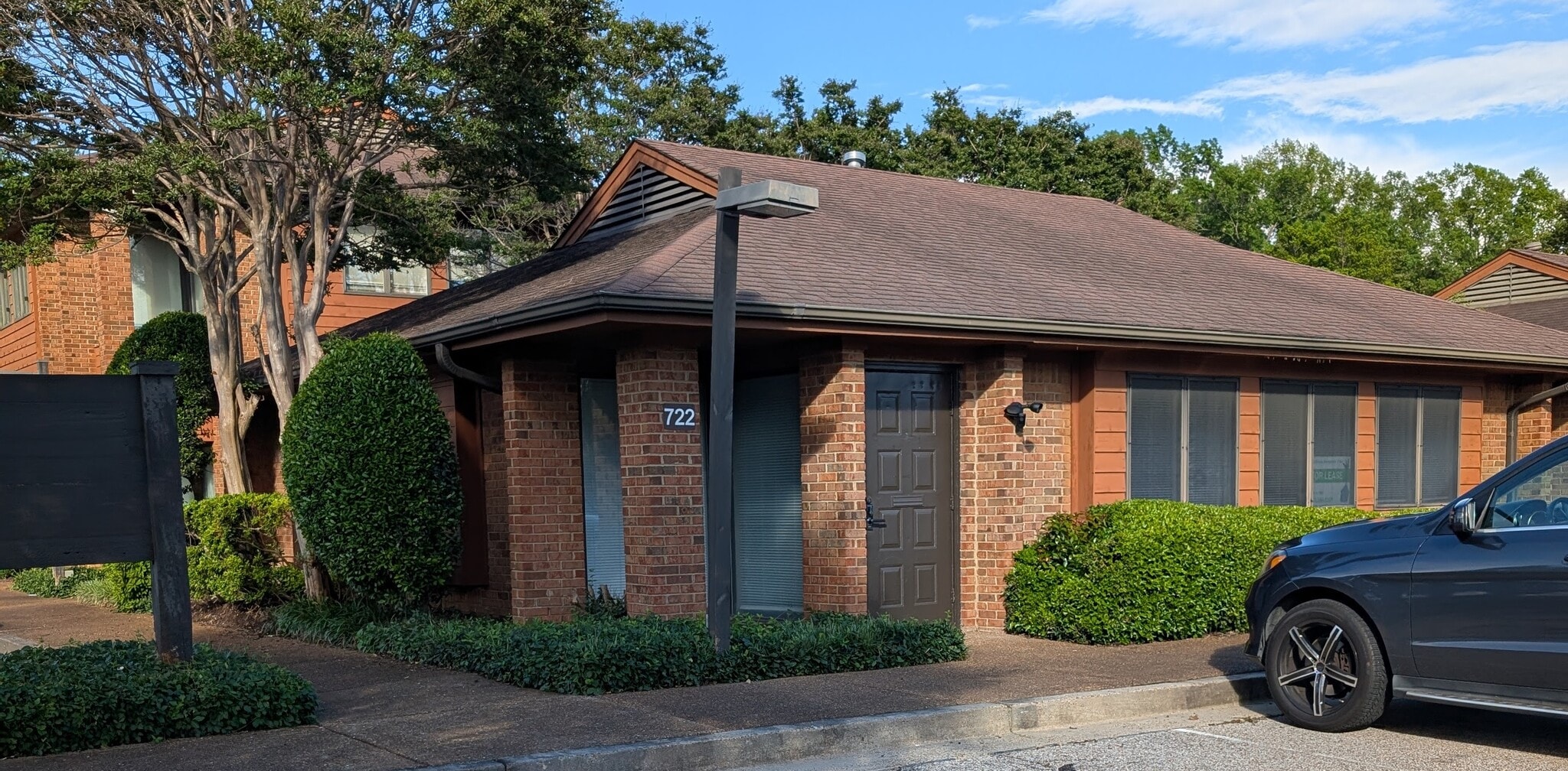 722 Crossover Ln, Memphis, TN for lease Building Photo- Image 1 of 16