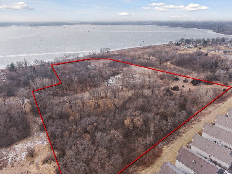 lake blvd, Buffalo, MN à vendre - Photo du bâtiment - Image 3 de 22