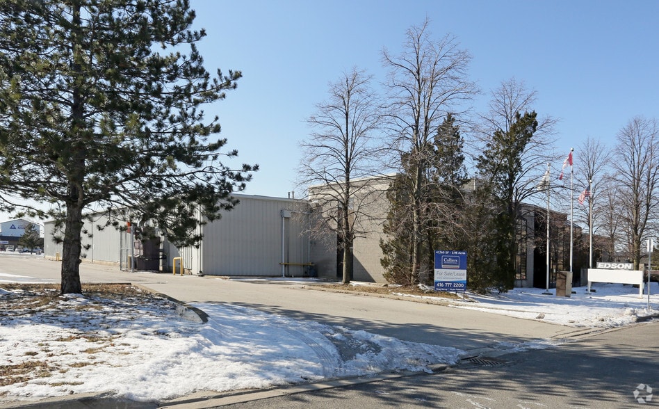 58 Bigwin Rd, Hamilton, ON à louer - Photo du bâtiment - Image 2 de 4