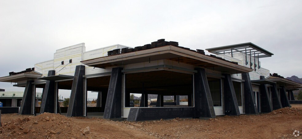 9927 E Bell Rd, Scottsdale, AZ à louer - Photo du bâtiment - Image 3 de 16
