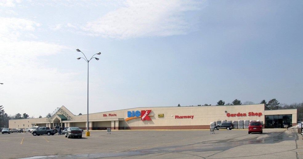 5719 N Hwy 23, Oscoda, MI à vendre - Photo principale - Image 1 de 4