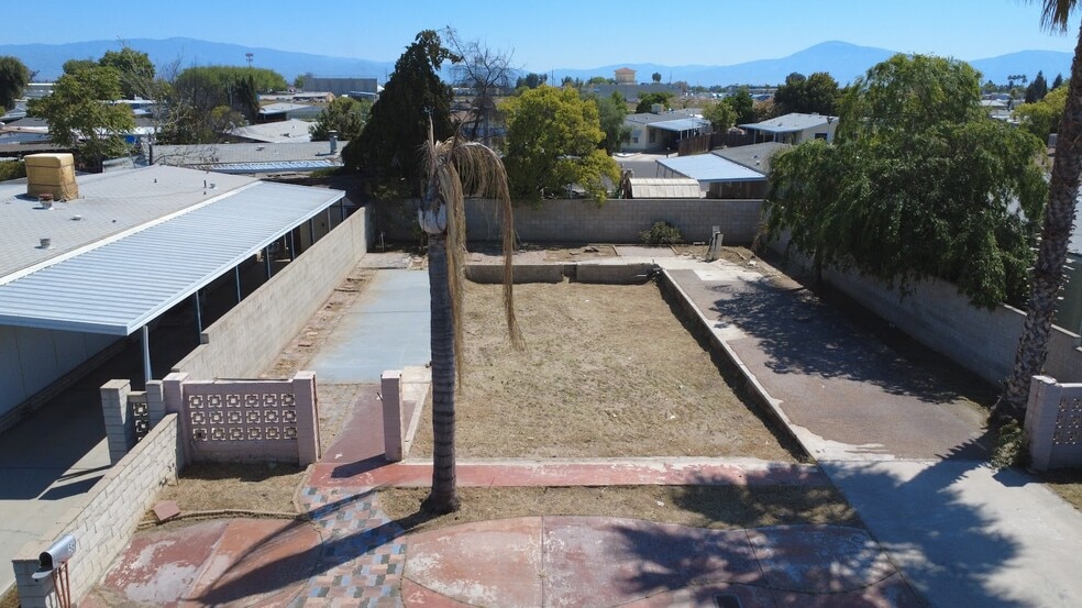 3601 S Chester Ave, Bakersfield, CA for sale - Building Photo - Image 2 of 4