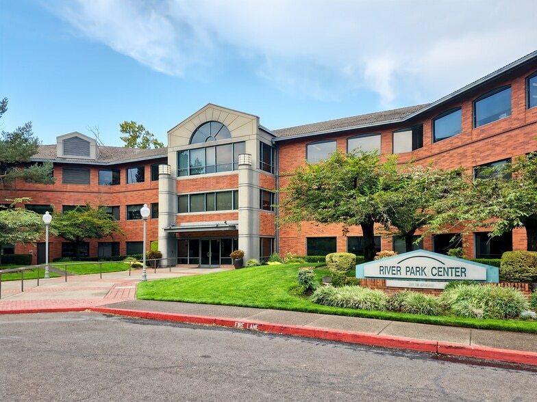 205 SE Spokane St, Portland, OR for lease - Building Photo - Image 3 of 12