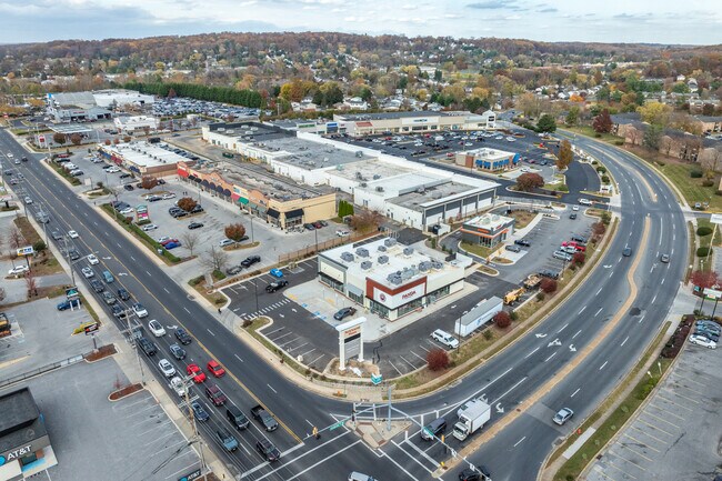 Plus de détails pour 122-150 Cranbrook Rd, Cockeysville, MD - Commerce de détail à louer
