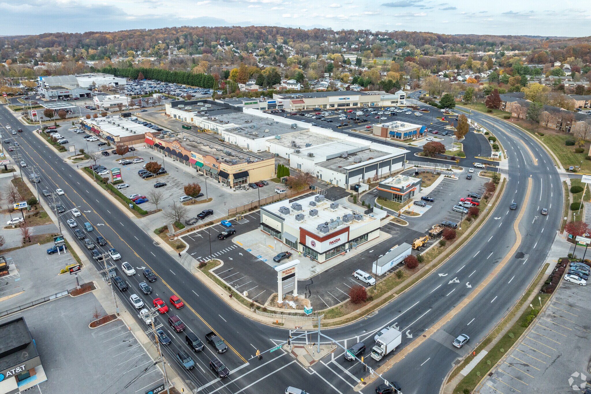 122-150 Cranbrook Rd, Cockeysville, MD à louer Photo du bâtiment- Image 1 de 23