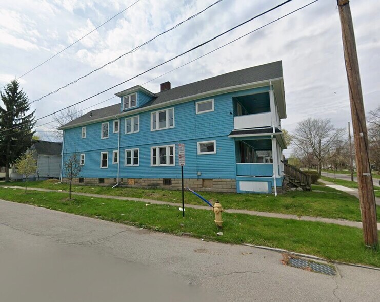 497 Central Park, Rochester, NY à vendre - Photo du bâtiment - Image 3 de 3