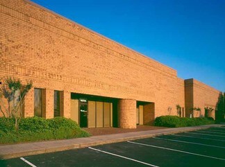 Plus de détails pour 6510 Jimmy Carter Blvd, Norcross, GA - Industriel à louer