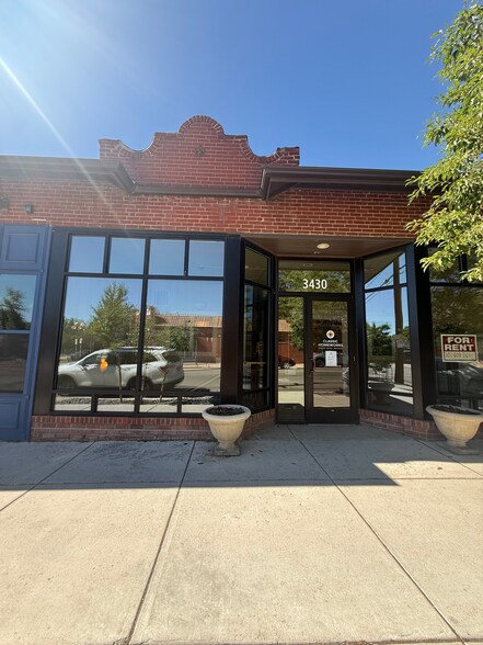 3424-3434 E 12th Ave, Denver, CO à louer - Photo du bâtiment - Image 3 de 5