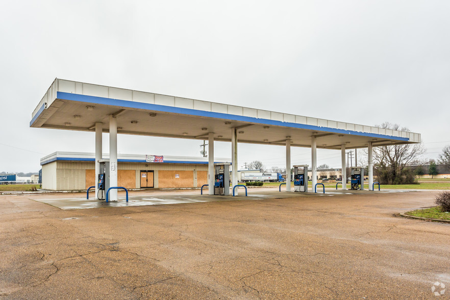 710 Highway 35 N, Batesville, MS à vendre - Photo principale - Image 1 de 1