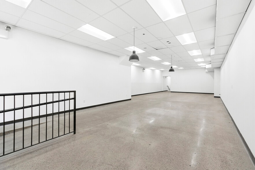 527 Ninth Ave, New York, NY for lease - Interior Photo - Image 2 of 7