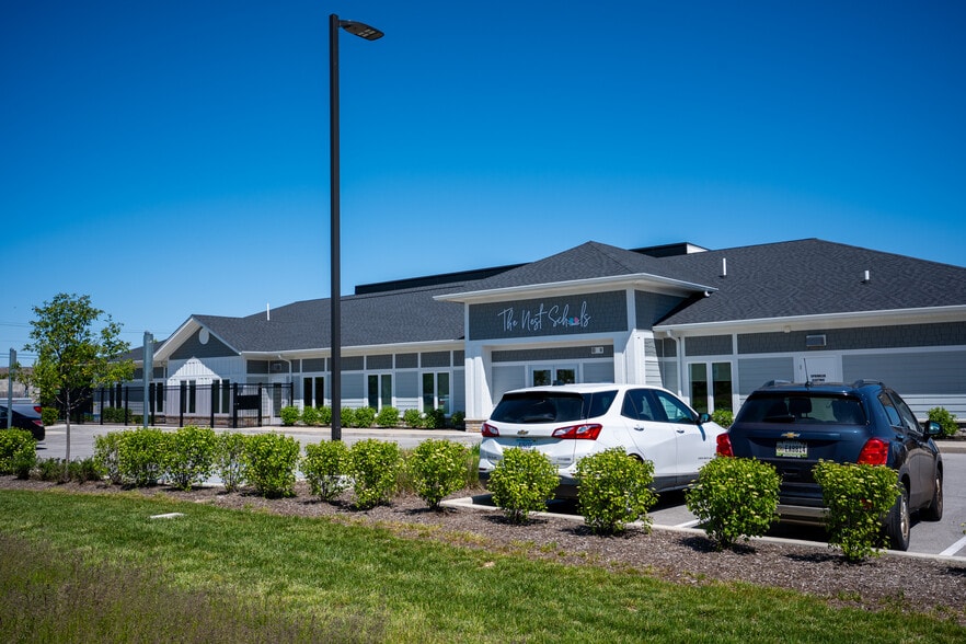 17313 Spring Mill Rd, Westfield, IN à vendre - Photo du bâtiment - Image 3 de 4