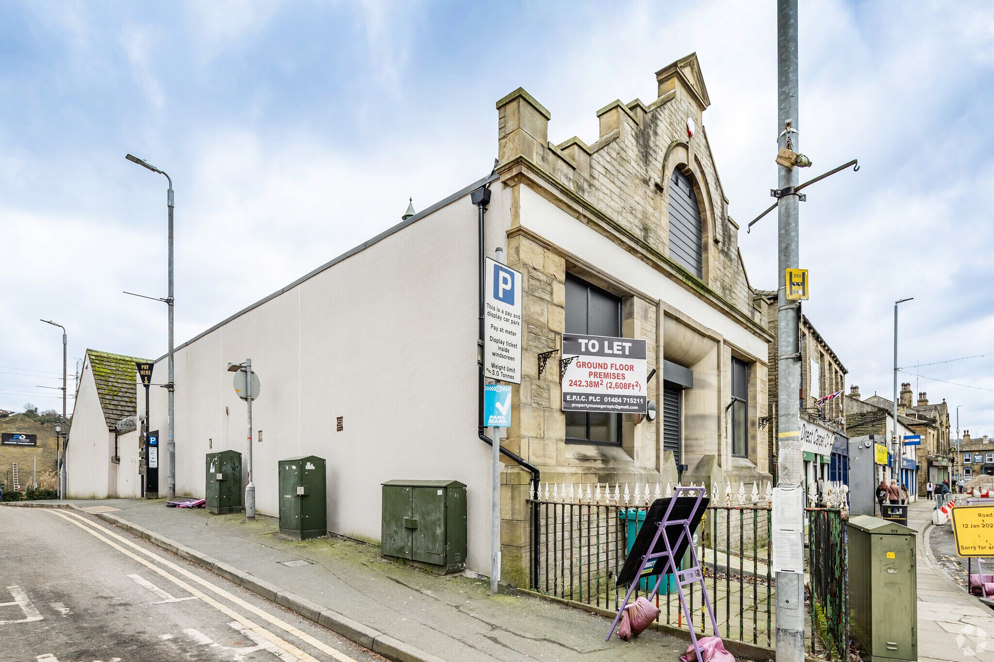 13 Bethel St, Brighouse for lease Primary Photo- Image 1 of 3