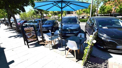 Retail in Boadilla del Monte, Madrid for lease Building Photo- Image 2 of 17