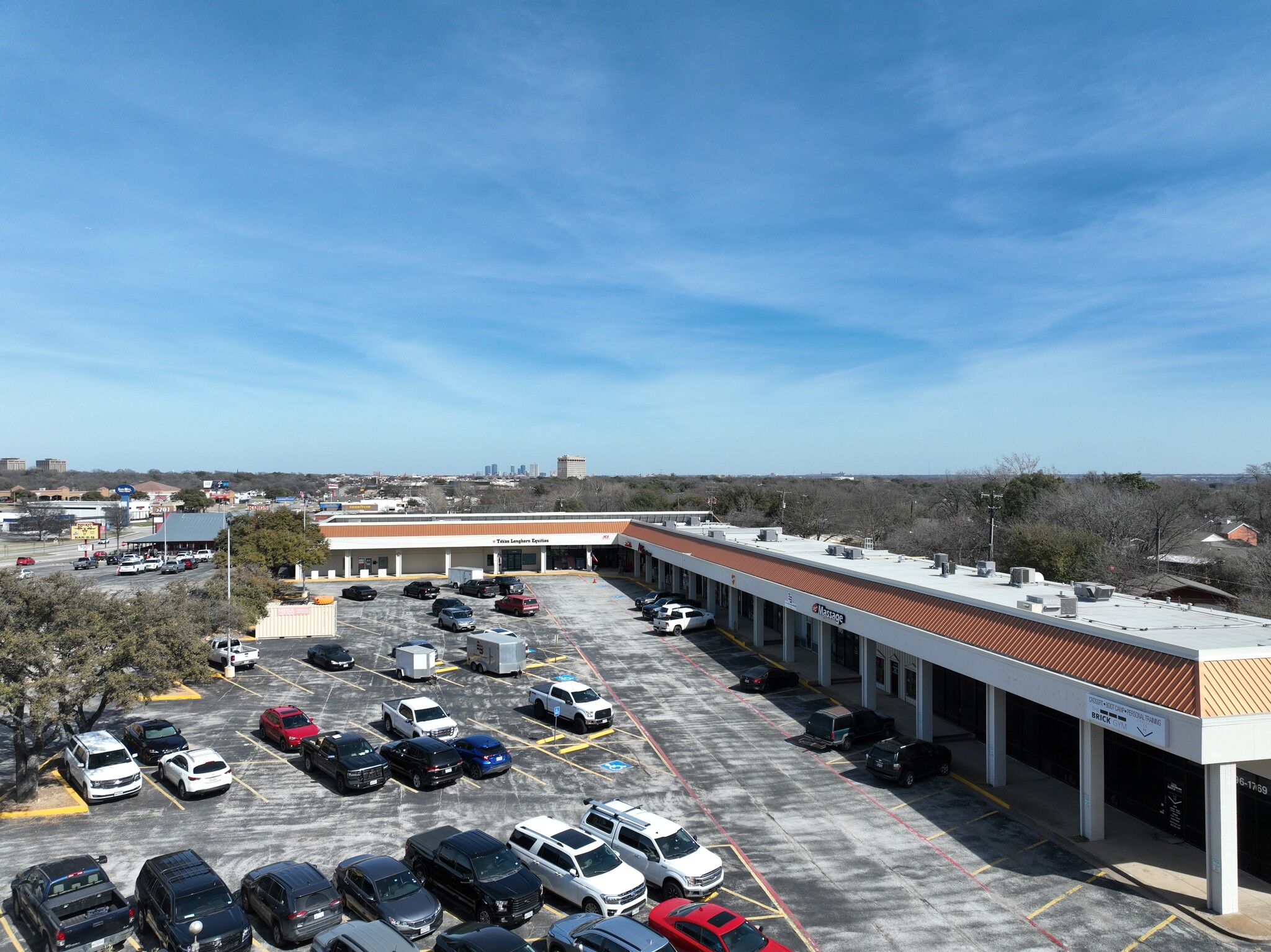 6701-6775 Camp Bowie Blvd, Fort Worth, TX for lease Primary Photo- Image 1 of 6
