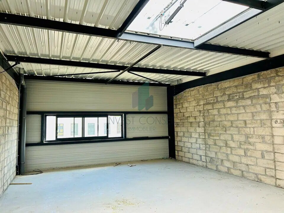 Flex in Épinay-sur-Seine for lease Building Photo- Image 1 of 10