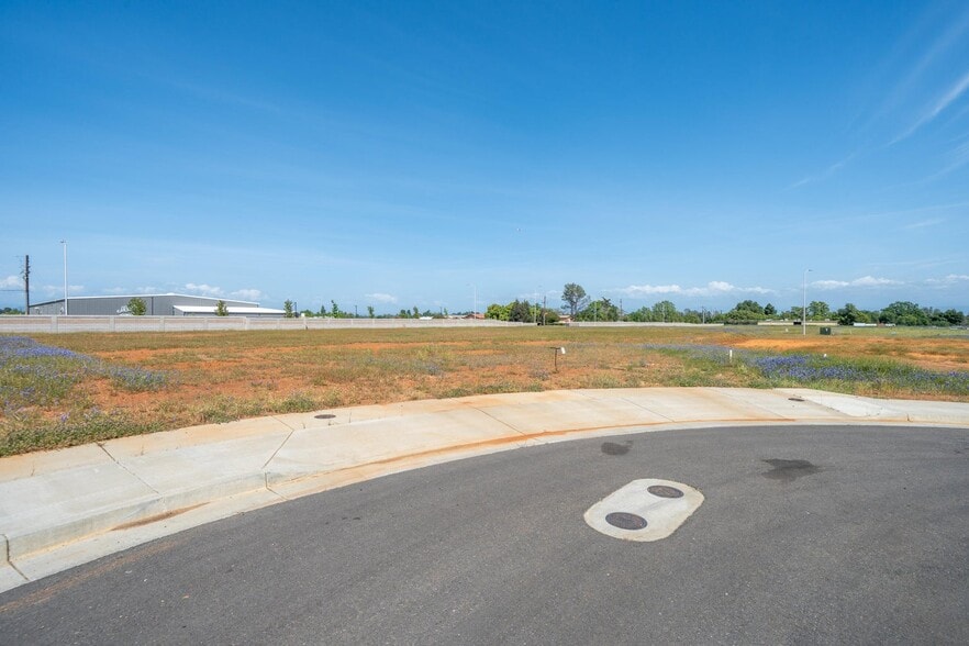 Airport Rd, Redding, CA for sale - Primary Photo - Image 1 of 4