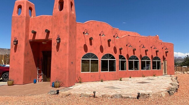 Plus de détails pour 123 Utah 9, Springdale, UT - Commerce de détail à vendre
