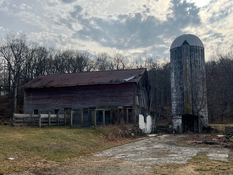 99 Mulford Ct, Lafayette, NJ for lease - Building Photo - Image 3 of 28