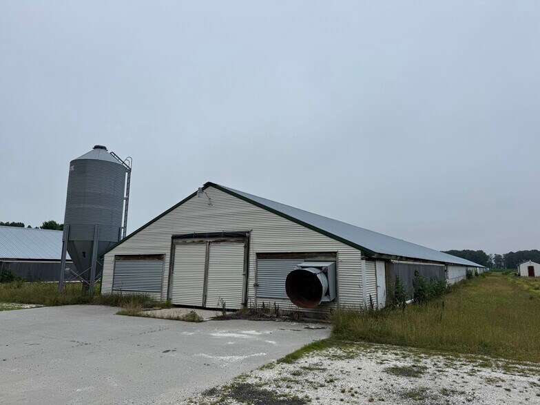 25495 Saxis Rd, Temperanceville, VA à vendre - Photo du bâtiment - Image 3 de 16