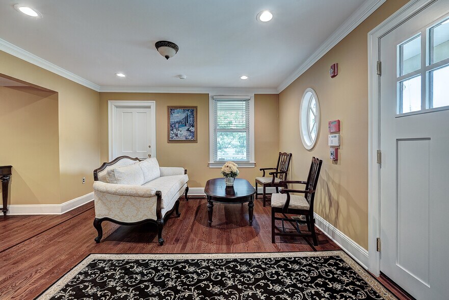 24 Washington Ave, Chatham, NJ à vendre - Photo intérieure - Image 3 de 29