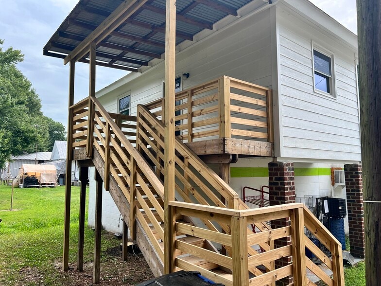 107 N Church St, Selma, NC for sale - Building Photo - Image 3 of 6