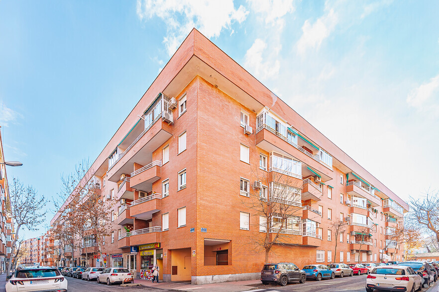 Plaza Hermano Ramón Quiroga, 1, Valdemoro, Madrid for sale - Building Photo - Image 2 of 3