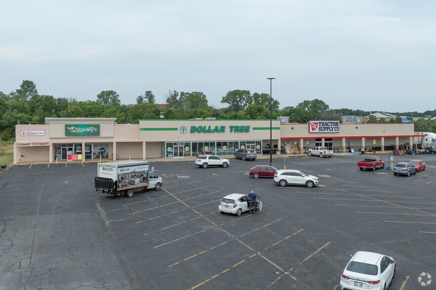 700 N Main St, Bristow, OK for lease - Building Photo - Image 3 of 5
