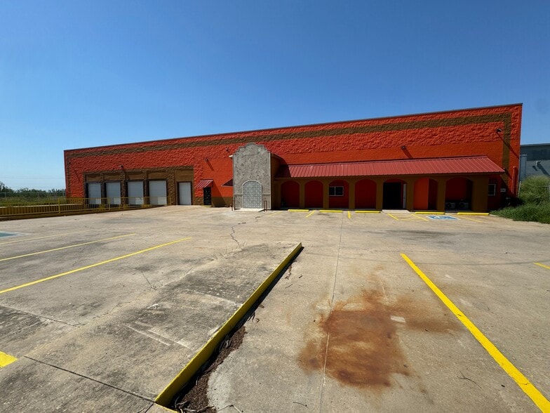 6612 S 28th St, McAllen, TX for lease - Building Photo - Image 1 of 16