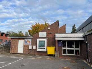 Plus de détails pour Perrymount Road, Haywards Heath - Bureau/Commerce de détail à louer