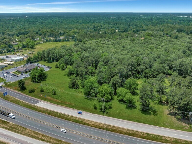 410 S Medford Dr, Lufkin, TX à vendre - Photo du bâtiment - Image 2 de 14