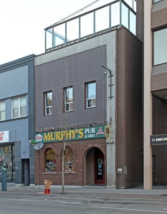 Plus de détails pour 15 Simcoe St N, Oshawa, ON - Commerce de détail à vendre