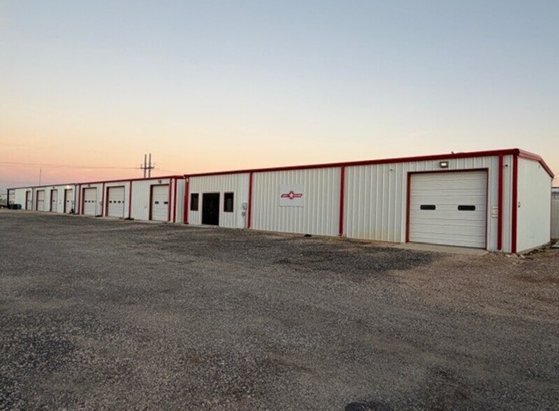 420 Meadow Ave, Odessa, TX à vendre - Photo du bâtiment - Image 3 de 12