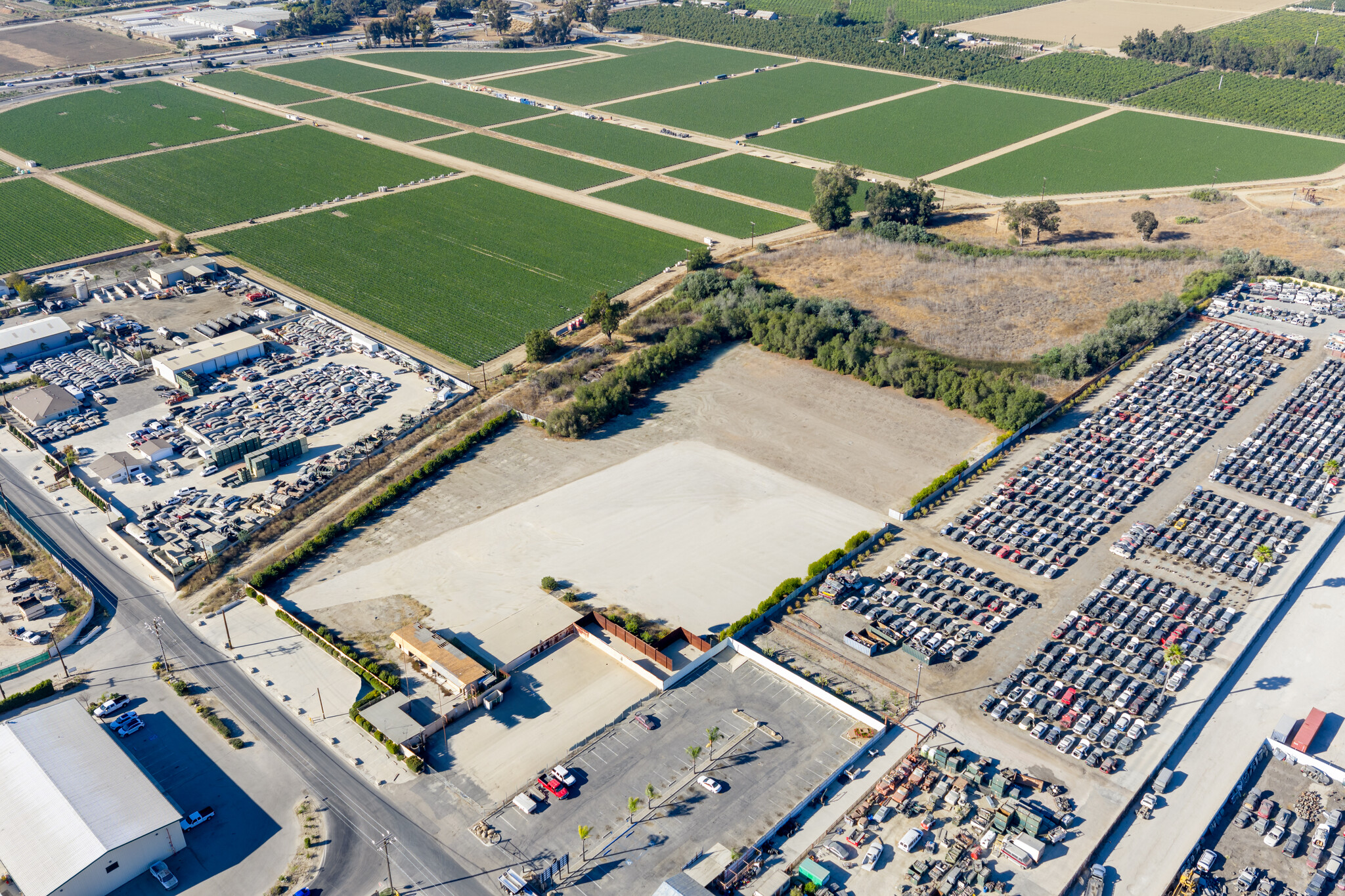 910 Mission Rock Rd, Santa Paula, CA for lease Primary Photo- Image 1 of 6