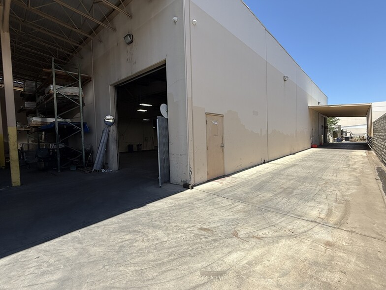 28258 Avenue Stanford, Valencia, CA for sale - Building Photo - Image 3 of 9