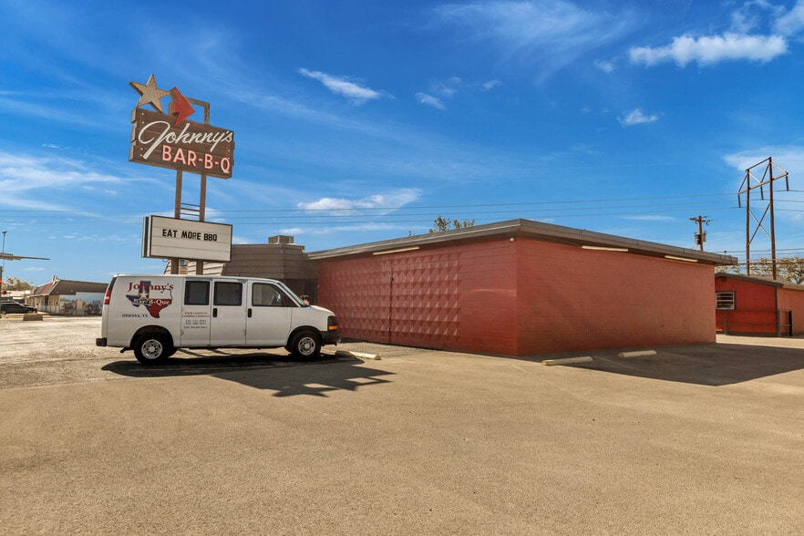 2201 Kermit Hwy, Odessa, TX for sale - Building Photo - Image 2 of 62