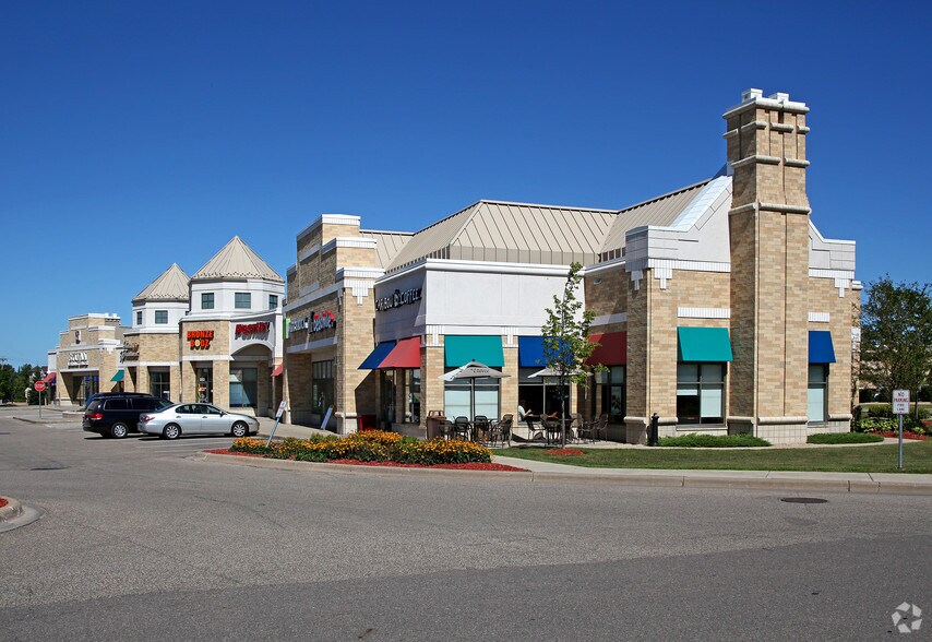 142-172 Pioneer Trl, Chaska, MN à vendre - Photo principale - Image 1 de 6