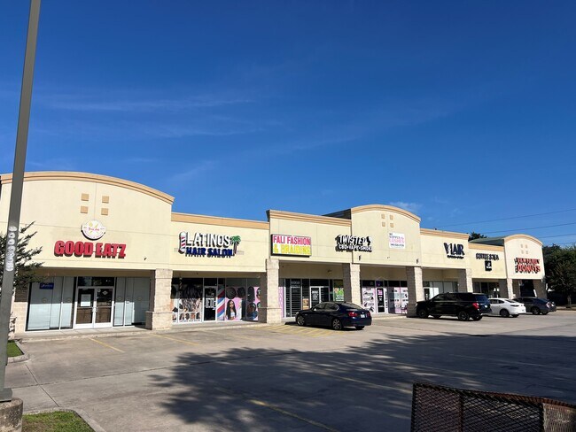 More details for 8805 Jones Rd, Houston, TX - Retail for Lease