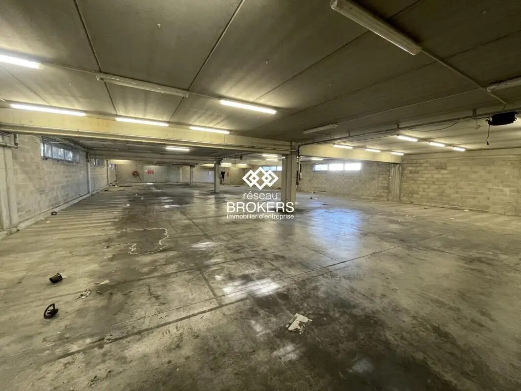 Industrial in Aubagne for lease Interior Photo- Image 1 of 7