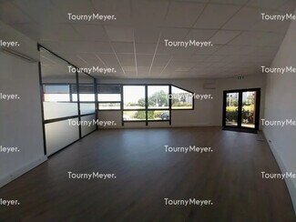 Plus de détails pour Bureau à louer